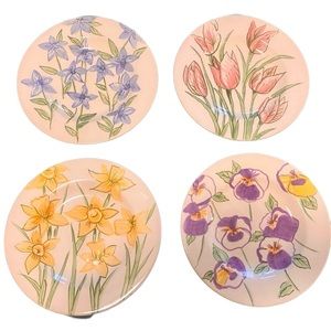 4 ceramic Harry and David cheerful floral plates-8.5”